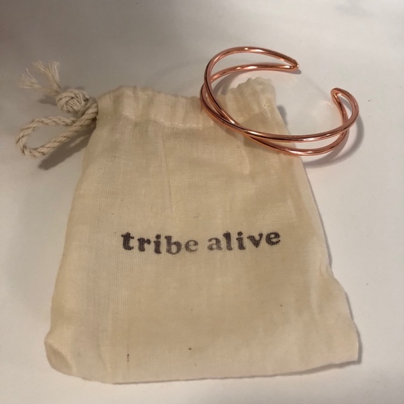 tribe alive Jewelry - Tribe alive rose gold criss cross cuff